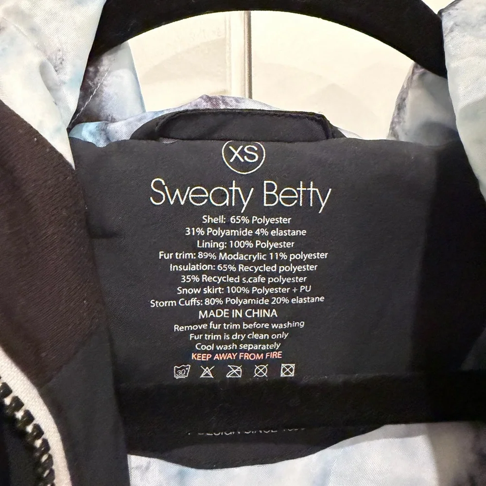 Sweaty Betty Method Softshell Ski Jackett with Fur Trim Size XS EUC